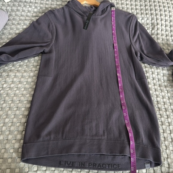 Lululemon Athletica Hooded Sweater - Picture 8 of 10